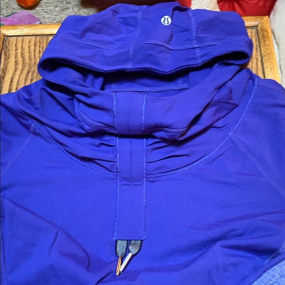 Jr bright blue small Hoodie - Picture 2 of 3